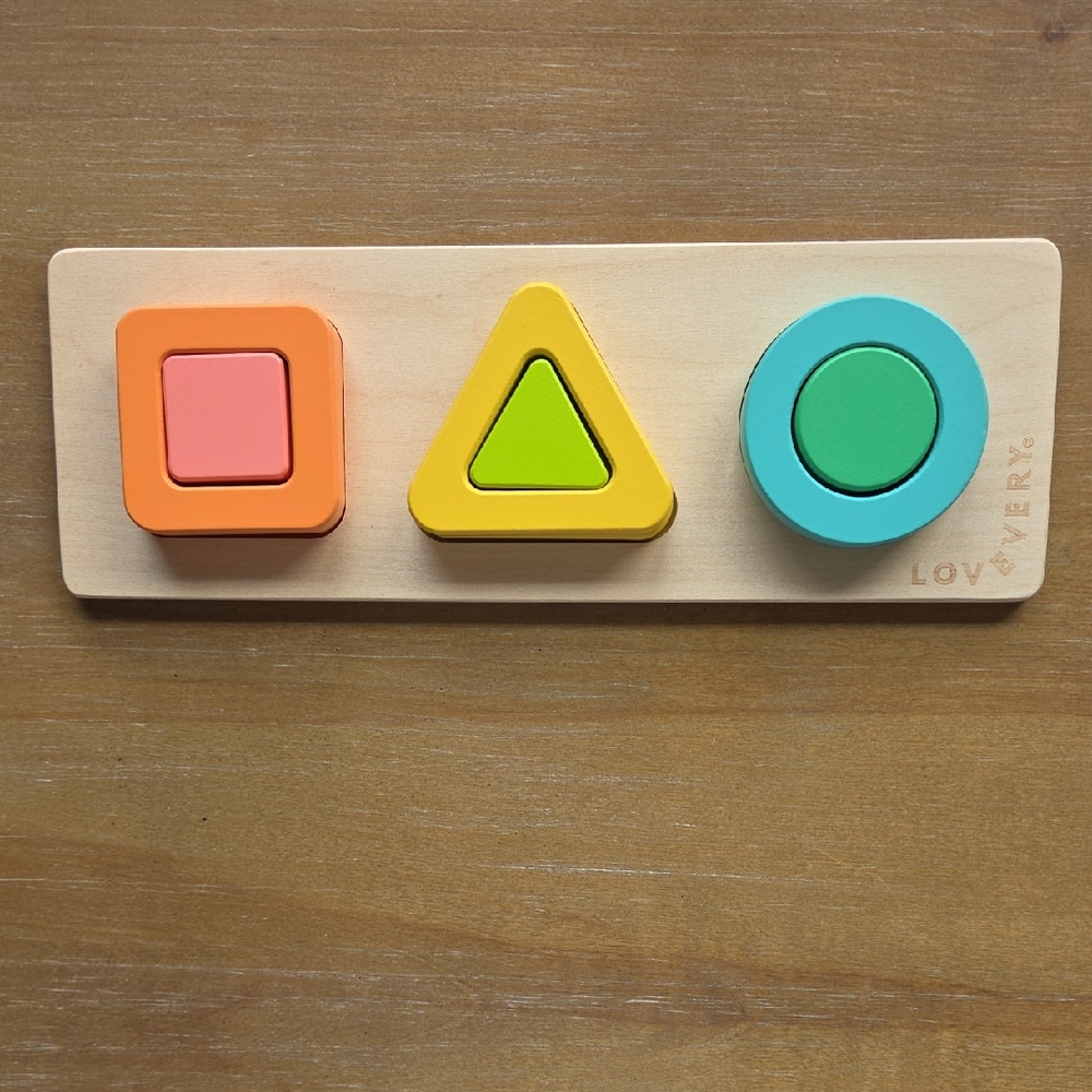 LOVEVERY Geo Shapes Puzzle Months 19, 20, 21